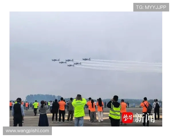 苏超排面炸裂！赞助商激增 + 空中编队 + 家乡舰助阵(2)